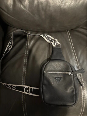 GUESS Luigi Mini Sling Bag Crossbody 8x5x3" Black Minimalist Adj Strap Trave